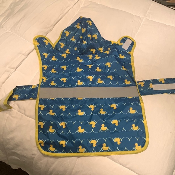 Medium Rubber Ducky Rain Coat - Picture 1 of 4